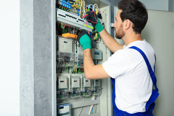 Best Electrical Installation Contractor  in Lynnwood, WA