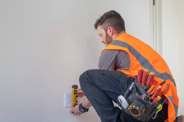 Best 24-Hour Electrician  in Lynnwood, WA