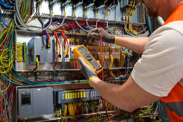 Best Local Electrician Companies  in Lynnwood, WA