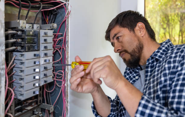 Best Electrical Installation Contractor  in Lynnwood, WA